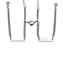 Carica l'immagine nel visualizzatore di Gallery, Coppia Bracciali Acciaio con Cuore Magnetico Incisione Gratuita