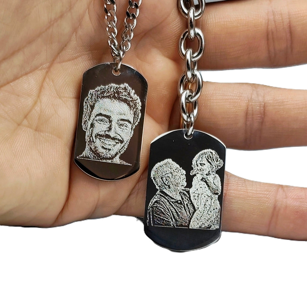 Set Fotoincisione Rettangolo Stondato in Acciaio – Collana e Portachiavi Personalizzati